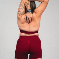 ENTRENA SHORTS- ROJO VINO