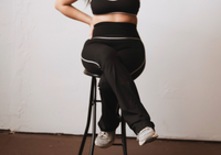ENTRENA FLARE LEGGINGS — NEGRA STRIPED
